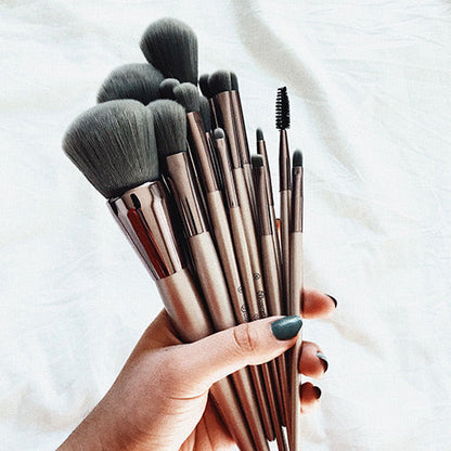 Lavish Elegance 15 Piece Brush Set With Bag